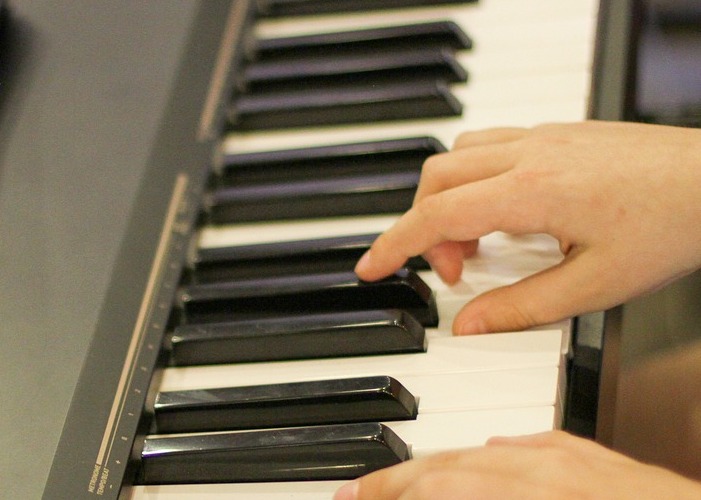 Cours de piano en ligne pour les débutants
