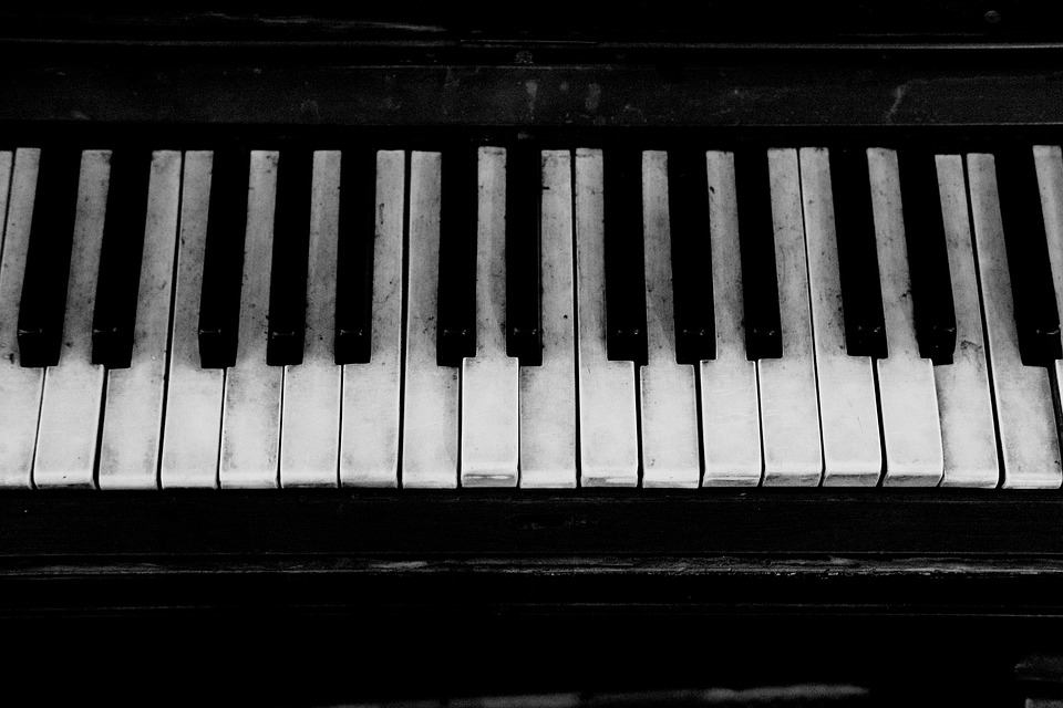 Leçons de piano adaptées aux adultes et aux enfants